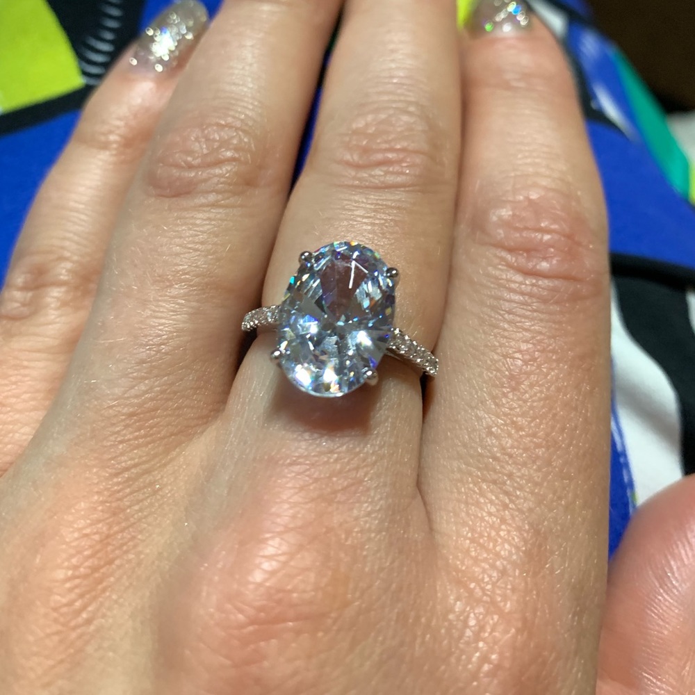 6 Ct CZ Big Oval Silver Ring - Picture 2 of 5